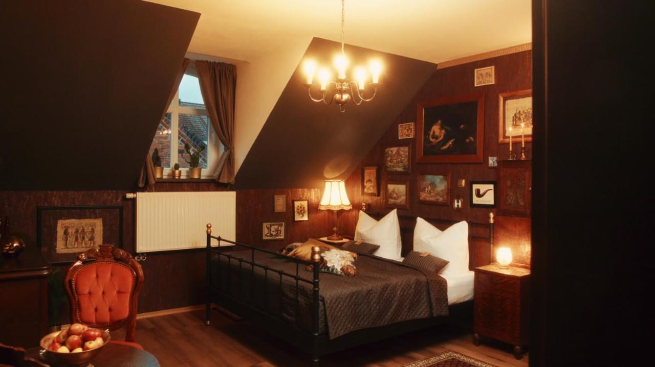 Anker Hotel Arneburg Buitenkant foto